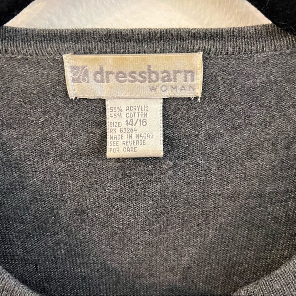 Dressbarn Sweater Gray With Ribbon Embroidery Button Front Size 14/16 - Picture 5 of 7
